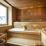 Excelsior & Kurhaus Hotel 3*