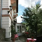 Excelsior & Kurhaus 3* באד גסטיין