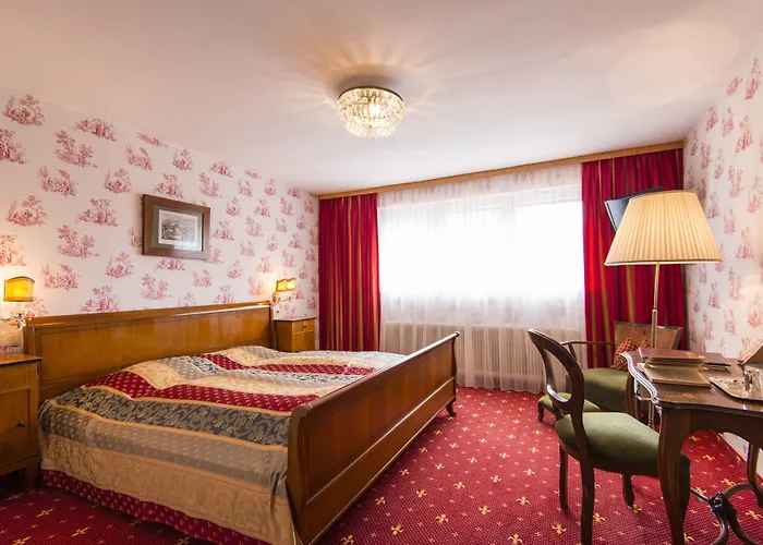 Excelsior & Kurhaus 3* באד גסטיין