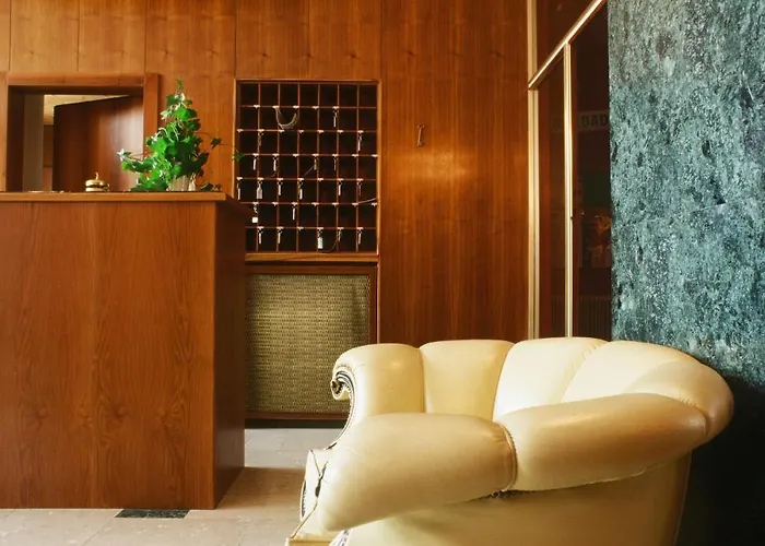 Hotell Excelsior & Kurhaus 3*