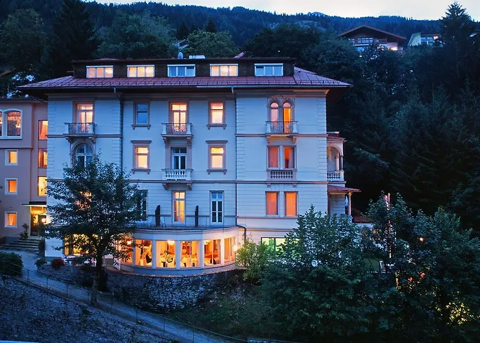 Hotell Excelsior & Kurhaus 3*